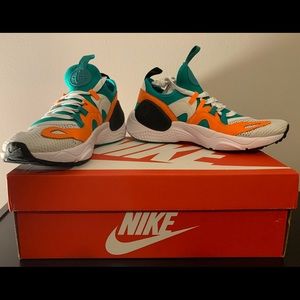 SOLD! Nike Air Huarache White Running Shoes